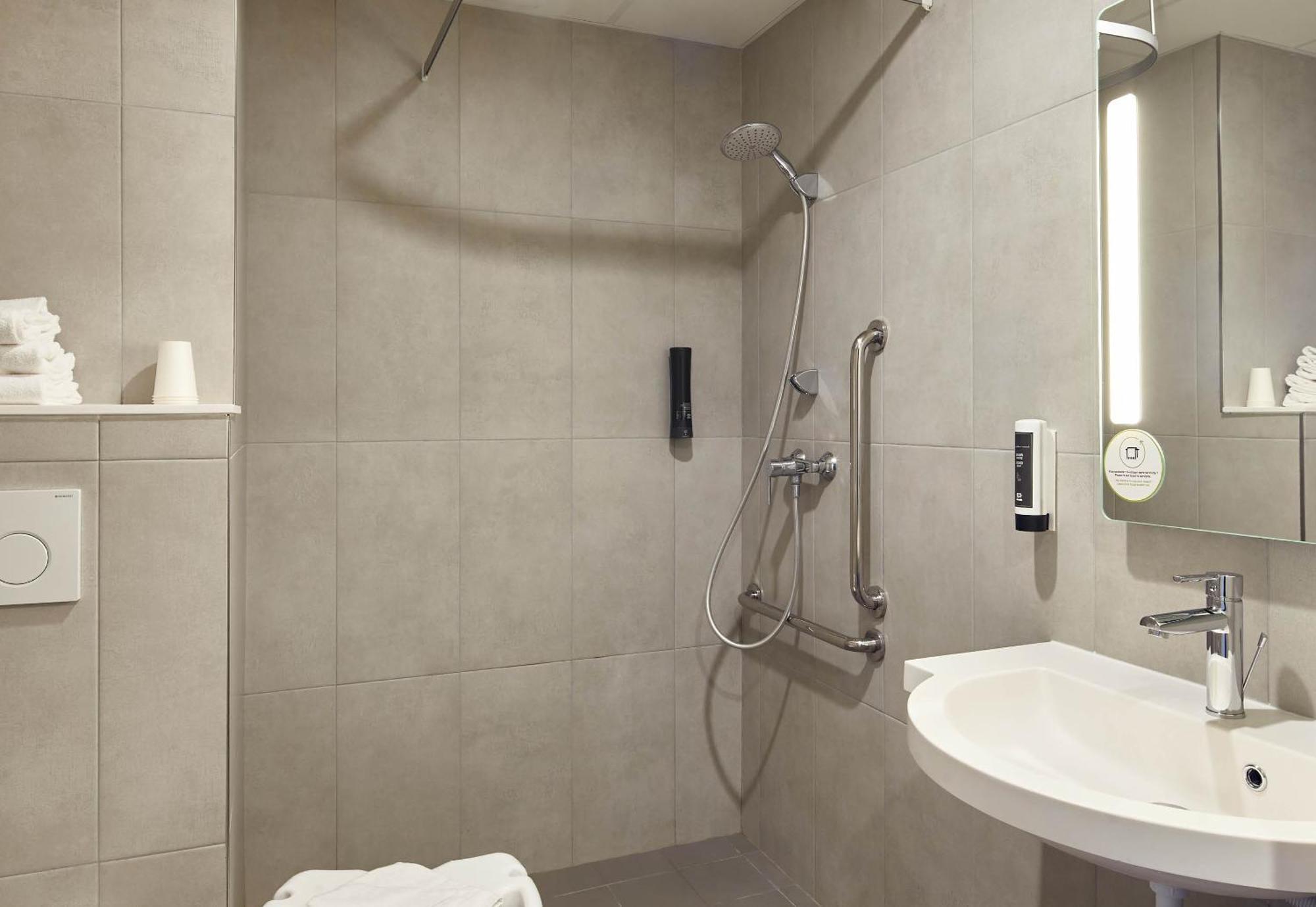 Hotel B&B HOTEL Argenteuil Argenteuil